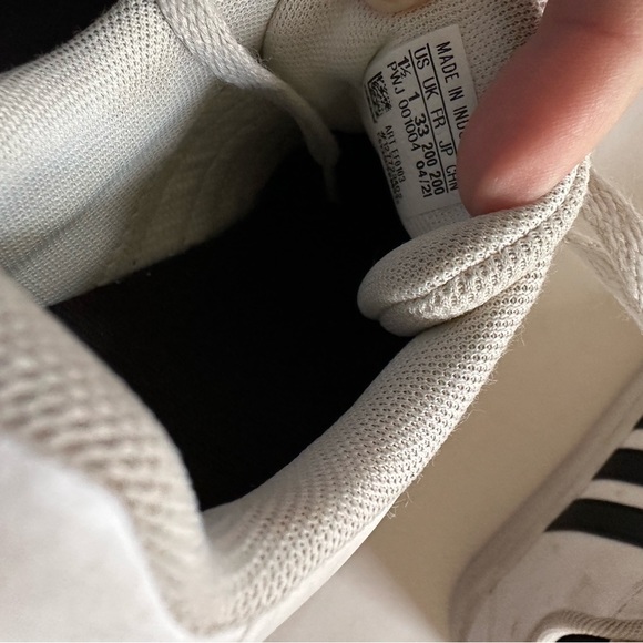 Adidas unisex Grand Court size 1.5 - Picture 9 of 11